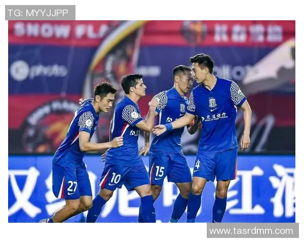 2016年北京国安与上海申花激战回顾球迷心中的经典对决与激情时刻 2016年北京国安与上海申花激战回顾球迷心中的经典对决与激情时刻